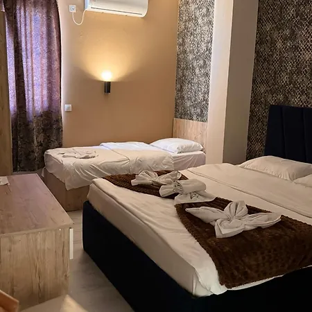 Hotel In The Heart Of Old Bazaar With Private Parking 3*